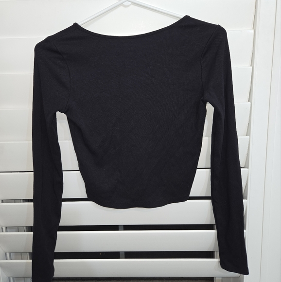 Wilfred Black Long Sleeve Fitted Blouse with Crew Neck and Tie Front - Picture 2 of 3
